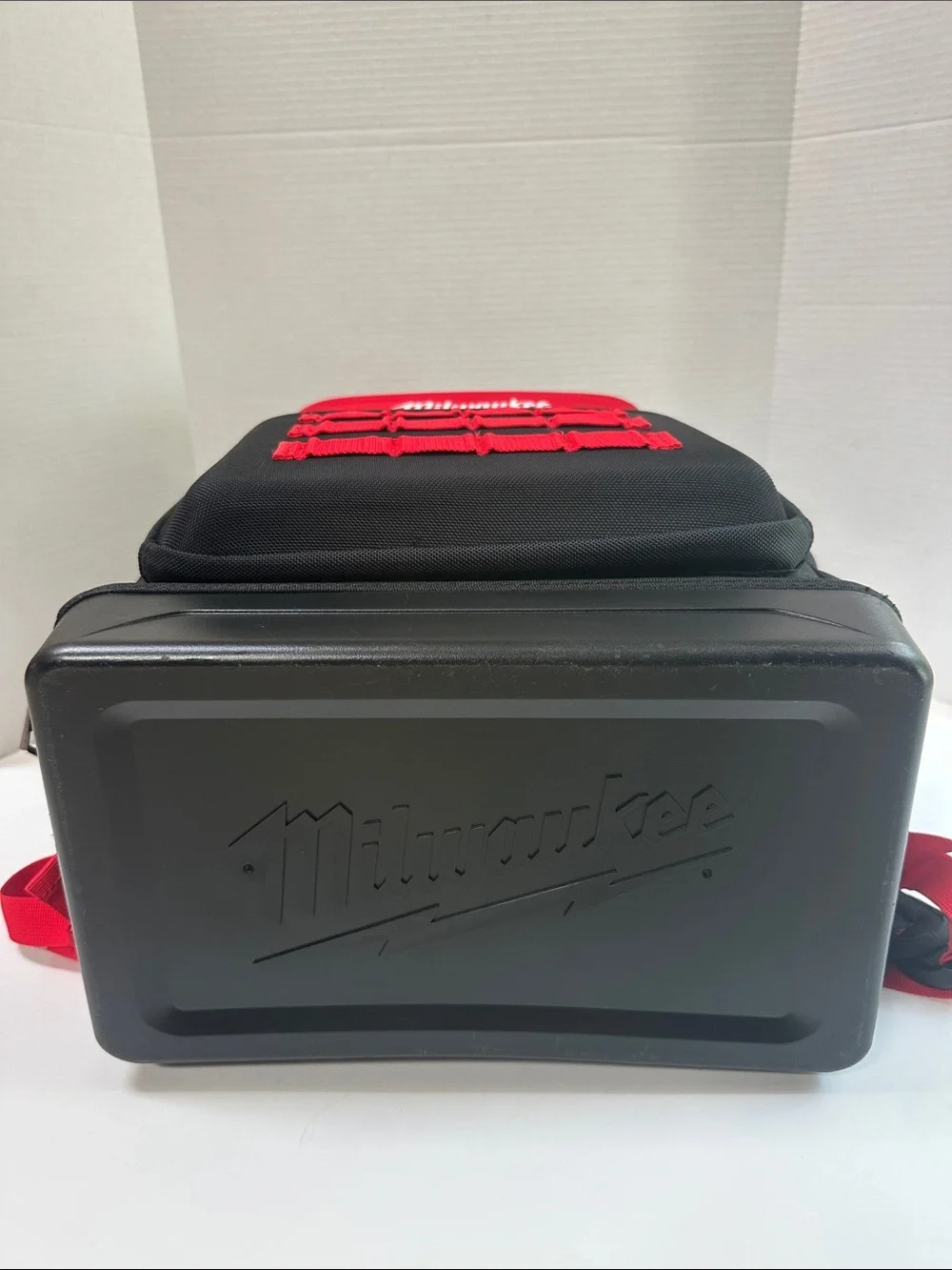 Milwaukee Ultimate Jobsite Backpack 15 in. Like New